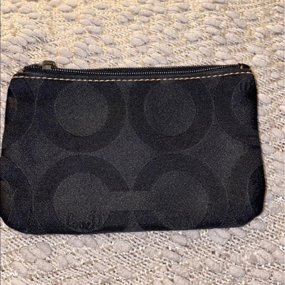 Coach Handbags - 🎈Coach wallet
